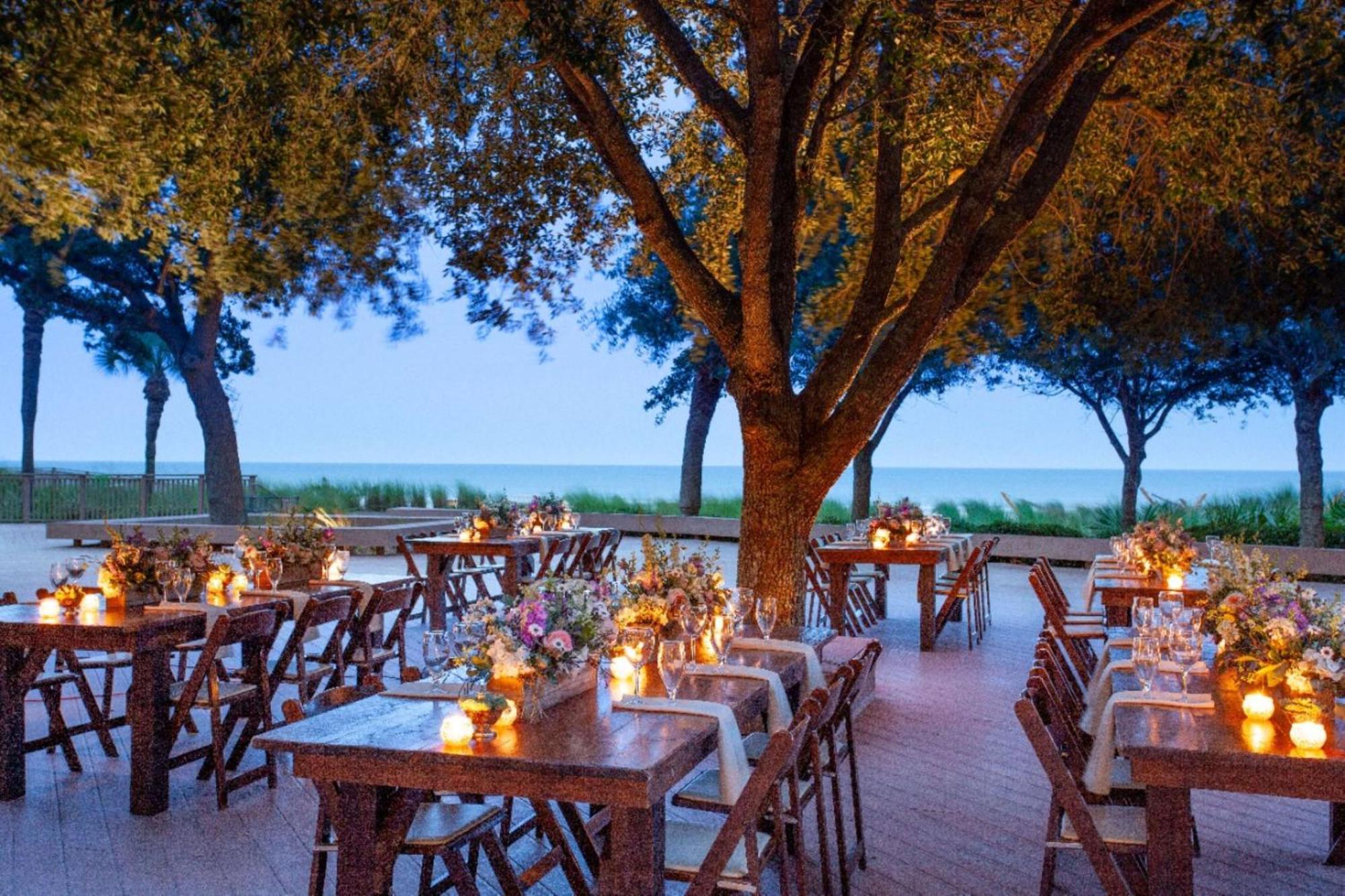 Hilton Beachfront Resort & Spa Hilton Head Island Bagian luar foto The Beach Club at the Four Seasons Resort